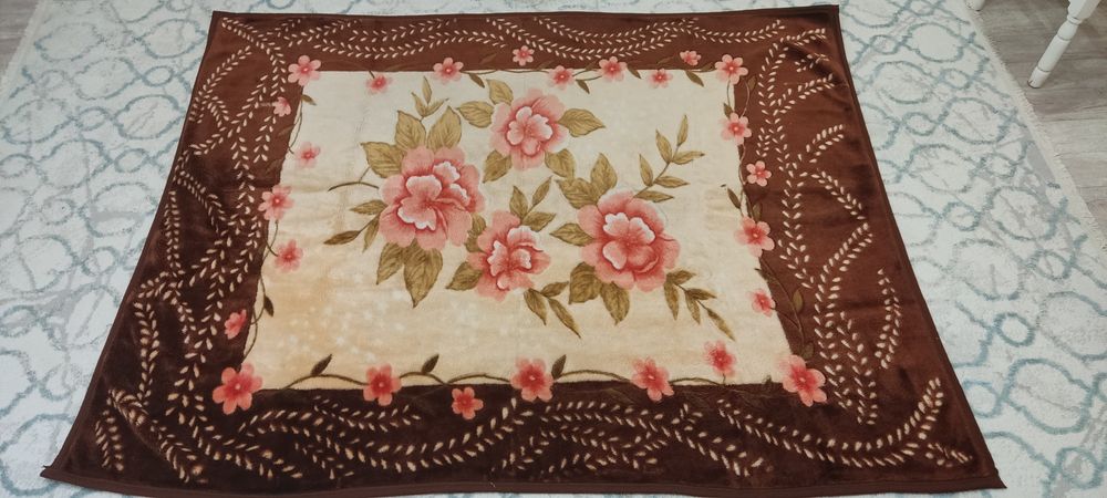 Продам плед толстый 1,6*2 м