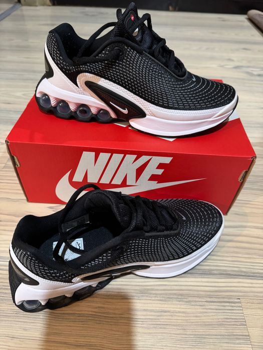 Оригинални дамски маратонки Nike air