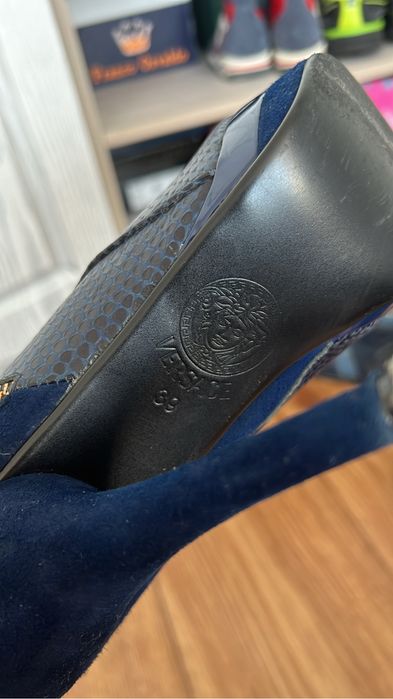 Осенние сапожки Versace