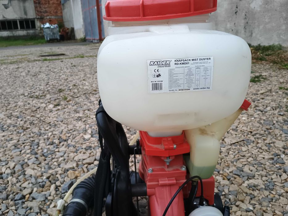 Продавам бензинова моторна пръскачка Raider RD-KMD01