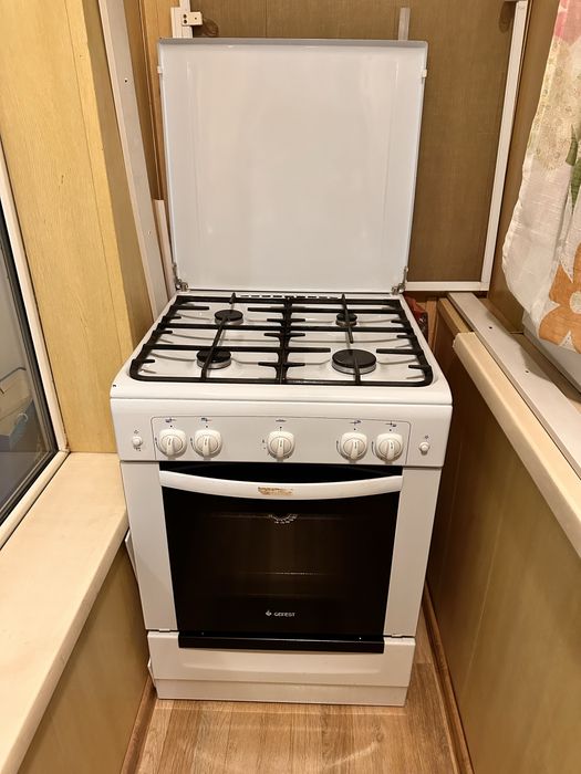Продам газплиту Gefest