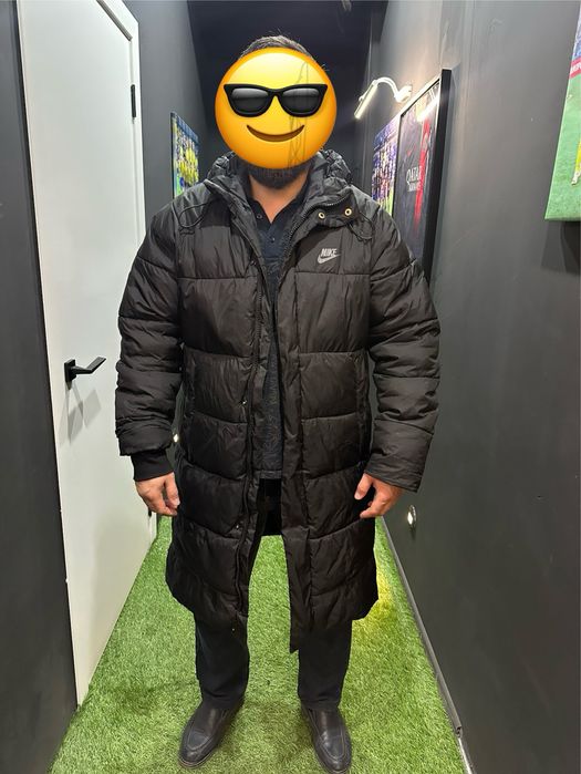 Продам куртку Nike