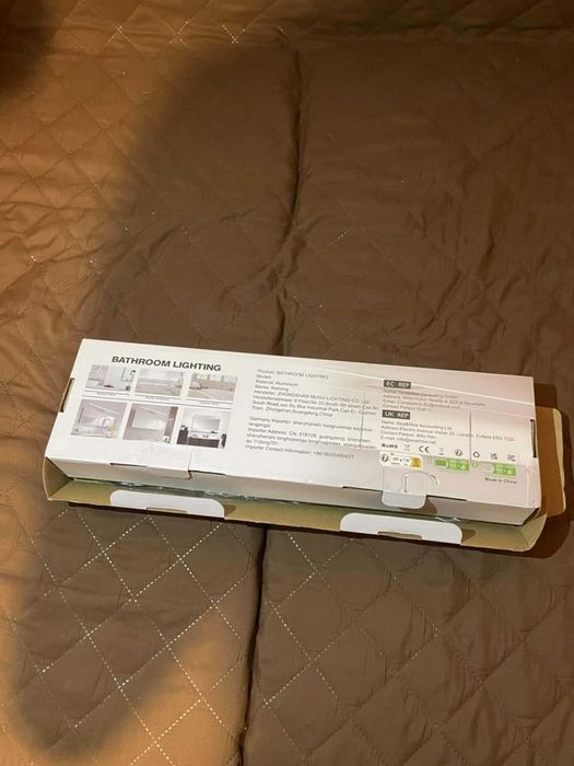 Lampa led cu telecomanda