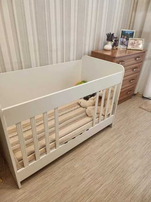 Детска дървена кошара