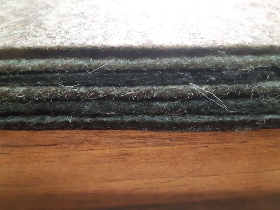 сжатый войлок presslangan kigiz juda qattiq нетканый материал