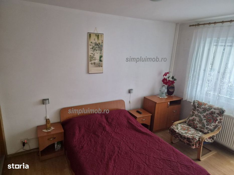 Decomandat 2 Camere Etaj Intermediar Bloc Anvelopat