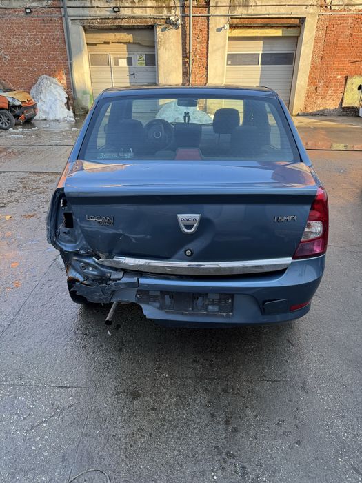 Logan avariat spate Functional