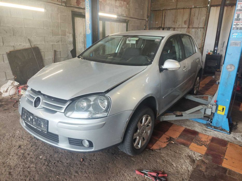 Golf 5 1.9 tdi bkc на части 4 врати голф 5