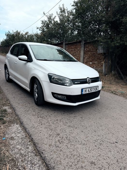 Продава се Volkswagen поло 1.2 2012 година 75кс