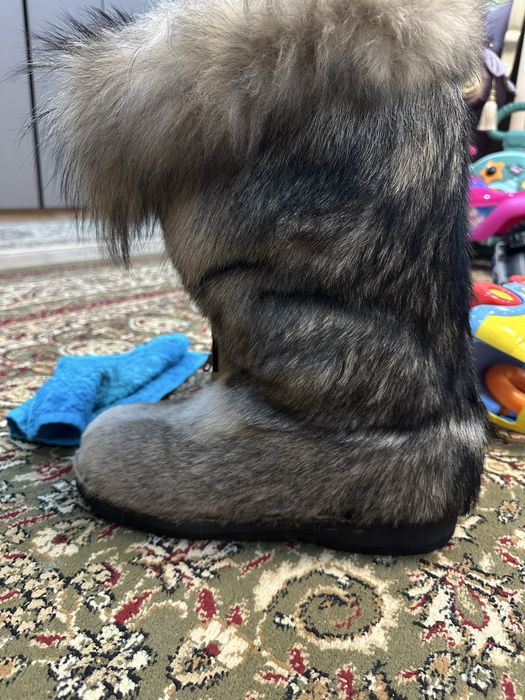 Продам унты