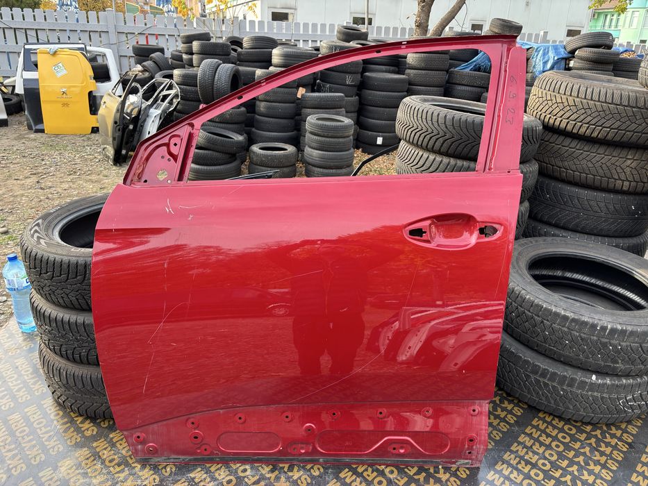 Врата Пежо 3008 2 Пежп 5008/Peugeot 3008 2 Peugeot 5008    2броя