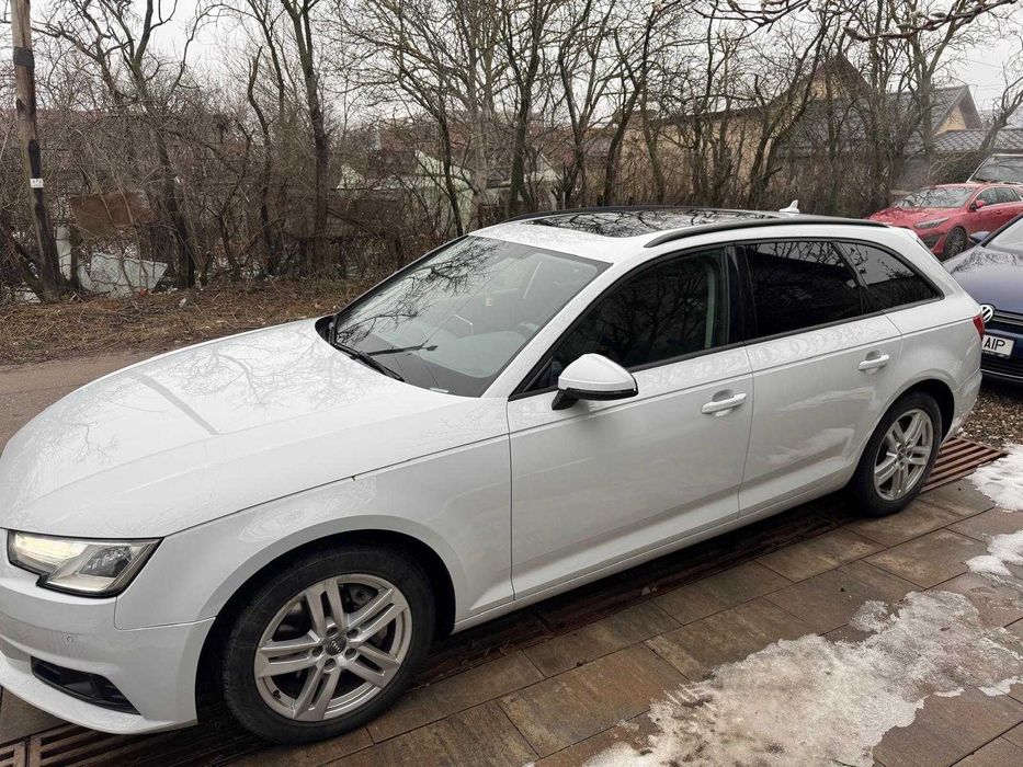 Audi A4 B9 Quattro | 2.0 TDI 190 CP | Virtual Cockpit | Trapă | ACC