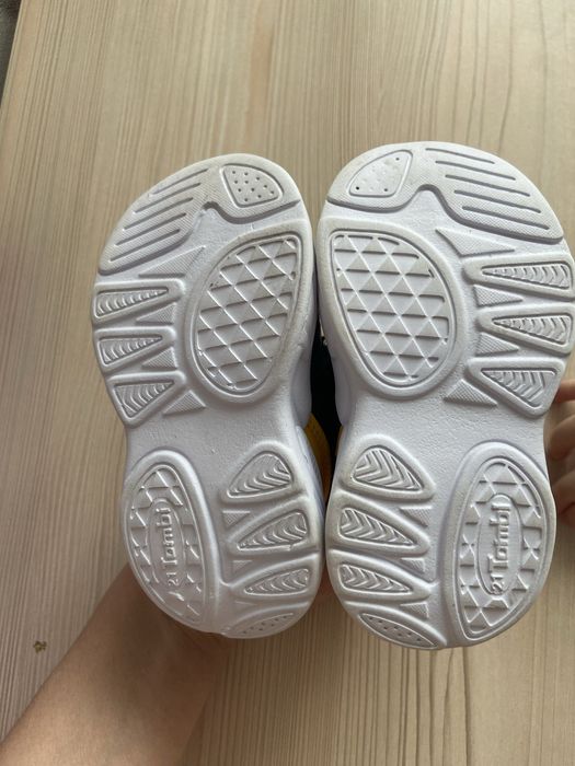 Кросовки Тombi очень удобные