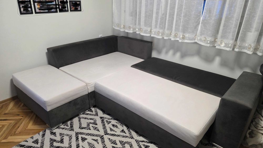Продавам ъглов разтегателен диван