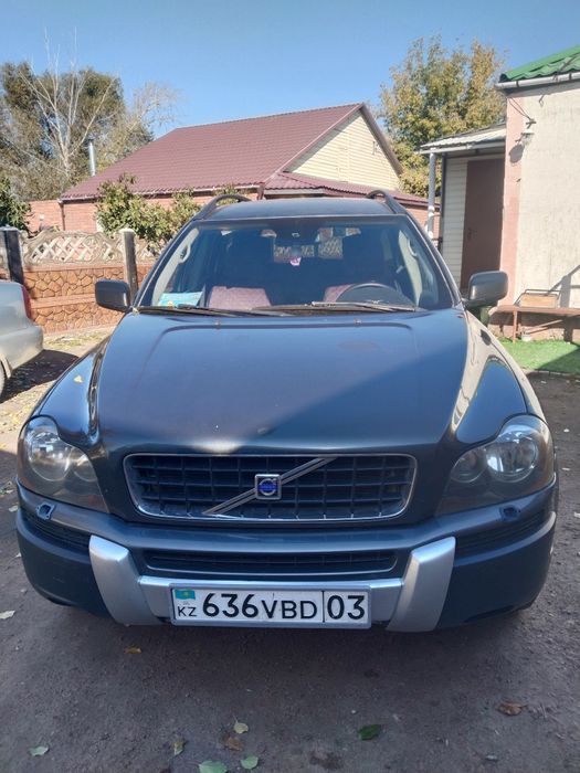 Вольво XC 90 в хорошем состояний