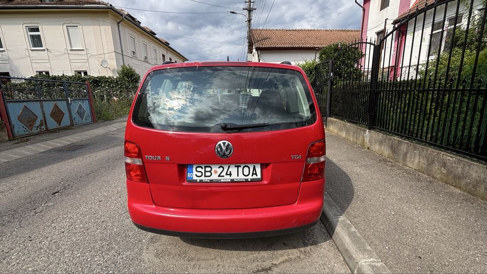 VOLKSWAGEN Touran 2006 — imagine 4