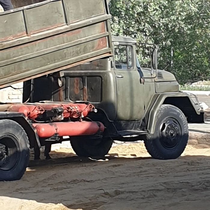 Зил 131 сатылады  1990йил