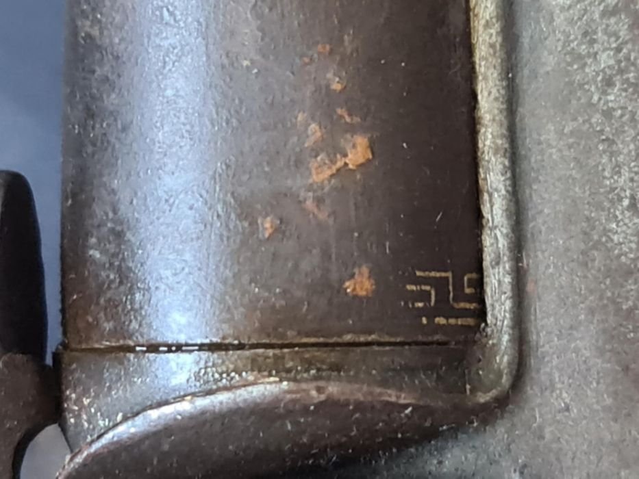 Стара щифтова пушка ЛЕФУШЕ