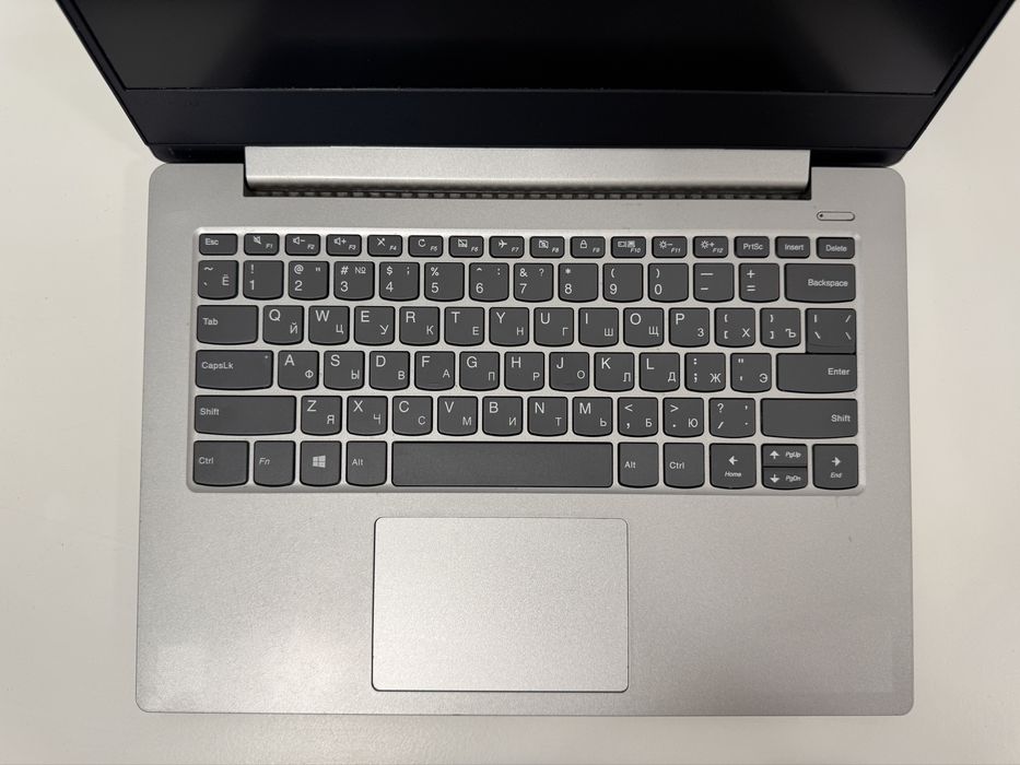 Ноутбук Lenovo ideapad 330s