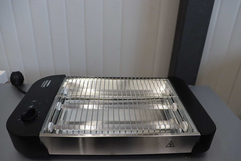 Хоризонтален тостер Cecotec Turbo Easytoast Basic, 900W