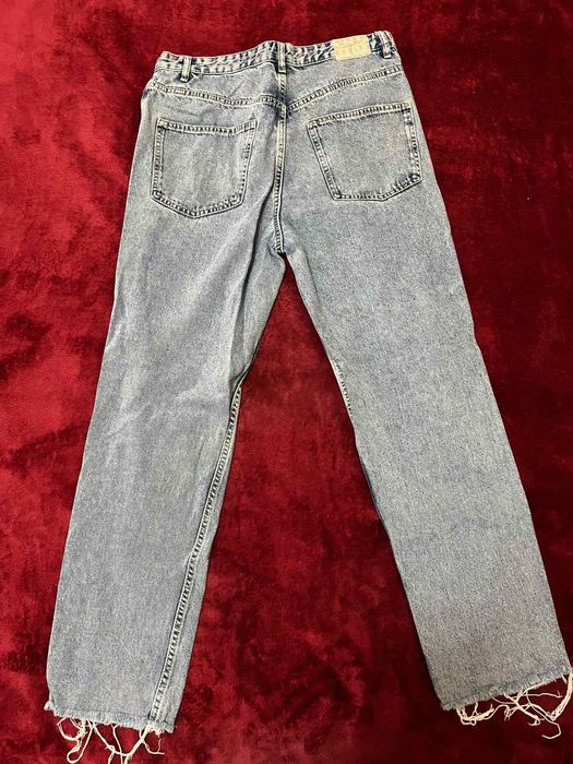 Продавам неизползвани дънки