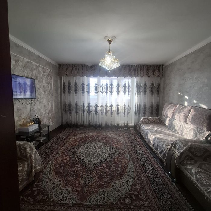 Продам 4 комн.кв, центр, 8/9