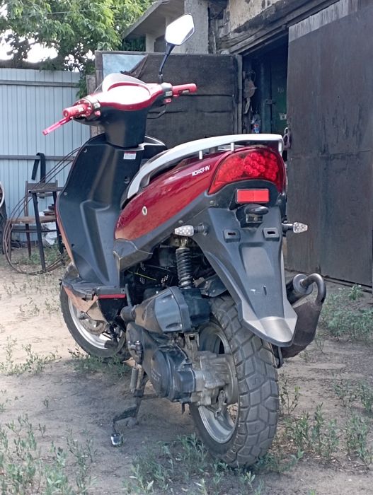 Скутер Racer 80 кубов