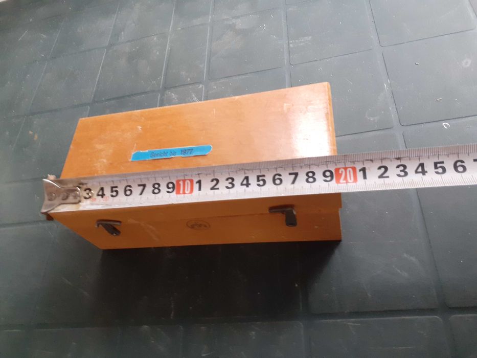 Комплект бронзови теглилки тежести с дървена кутия