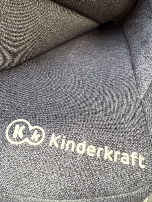 Детски столчета за кола Britax и Kinderkraft