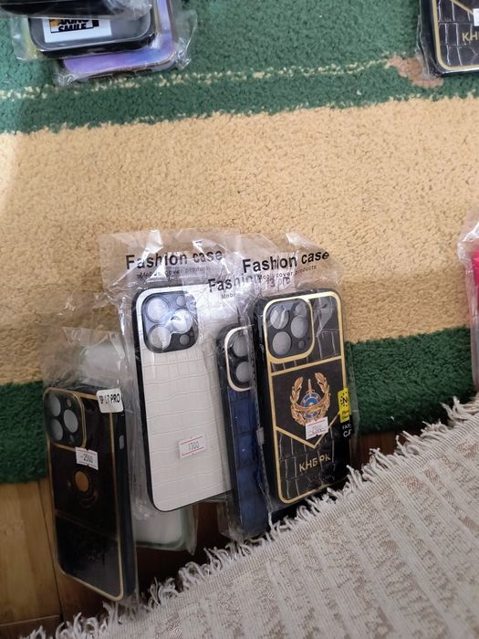 Продам чихлы для Айфона