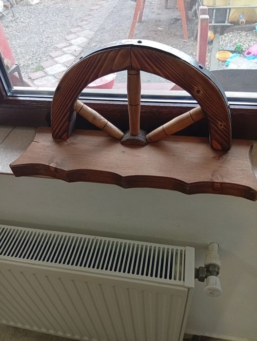 Vând ornamente rustice