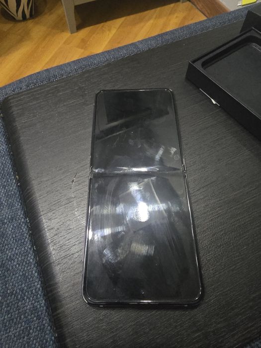 Самсунг флип z 4