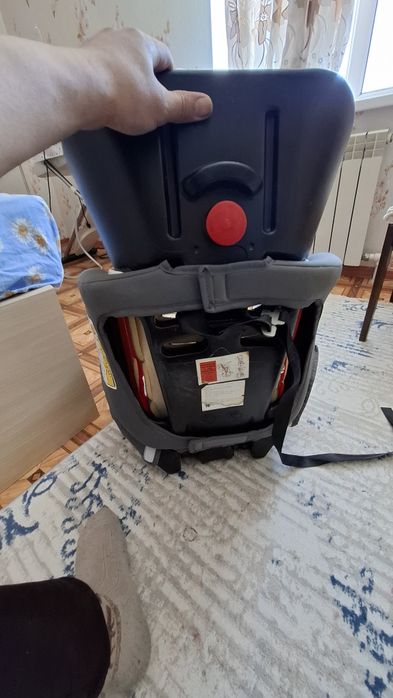 Продам детский кресло для автомобиля