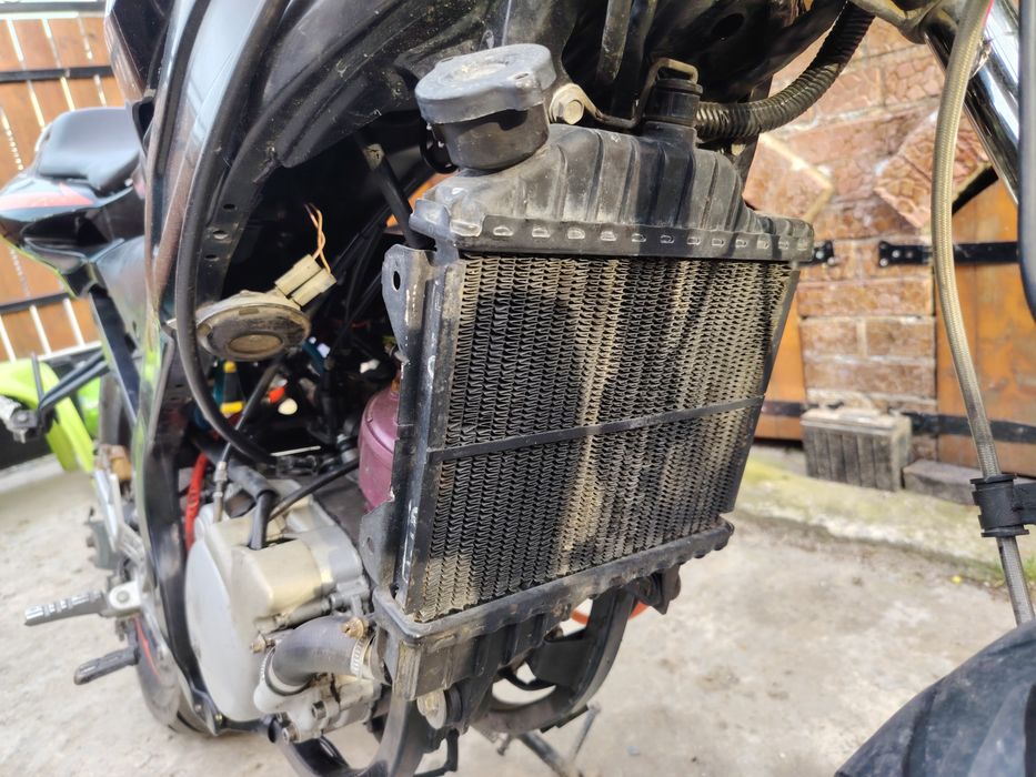 Radiator Yamaha Tzr