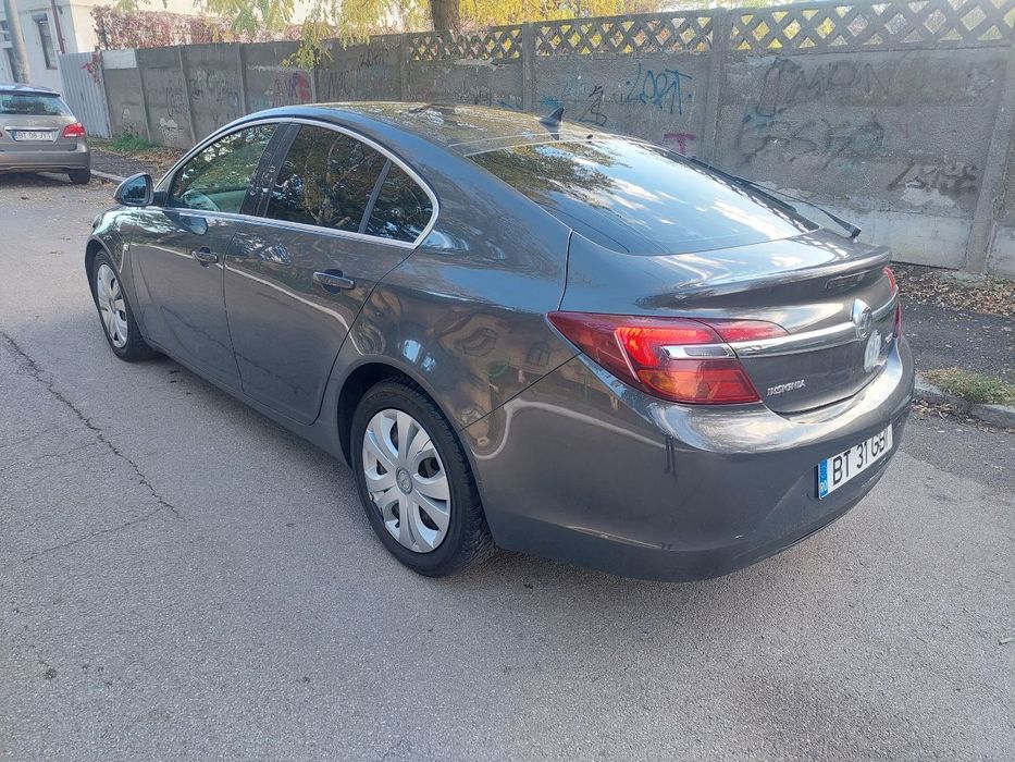 Urgent Opel insignia volan dreapta