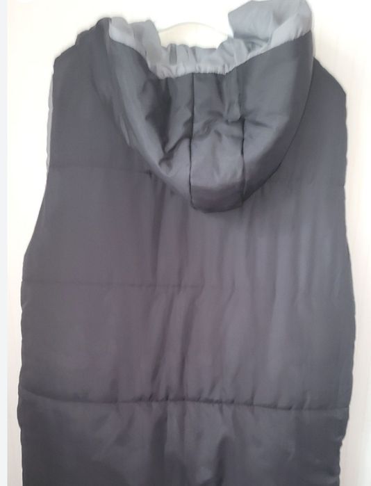 Жилетка женская .