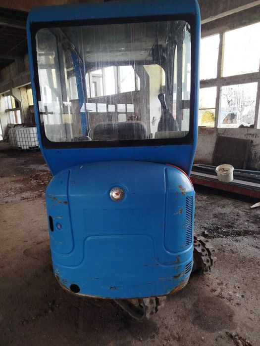 Багер Wacker Neuson