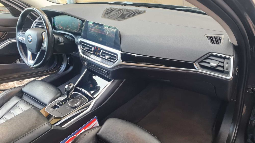 BMW 320 D xdrive, Luxury Line, Piele , Adaptive Cruise Control ,sedan