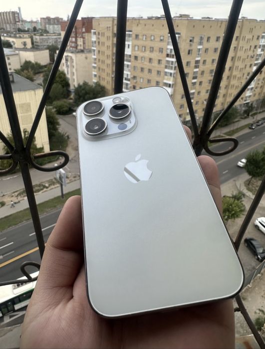 Продам iphone 15 про 256 гб в идеальном состоянии