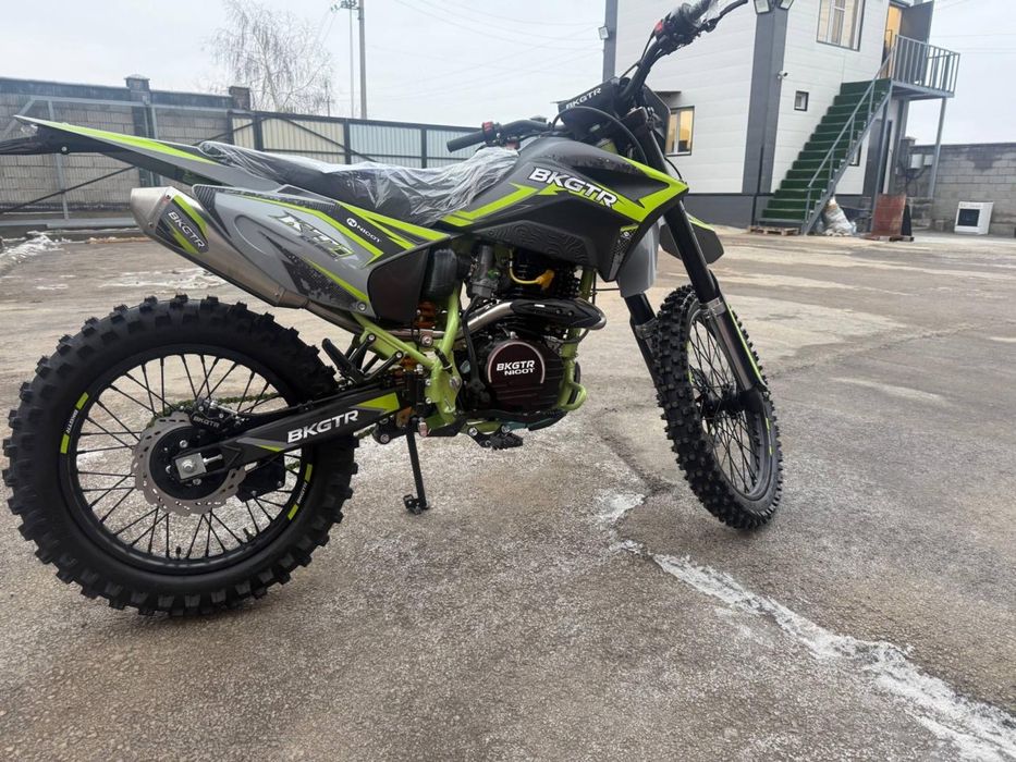 Эндуро 300 куб 19 литр бак