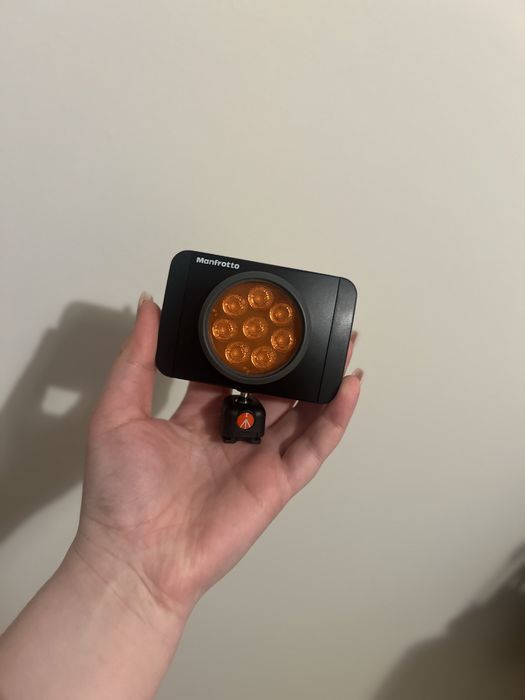 Vand aparat foto Sony A7III + obiectiv Sony 35 mm