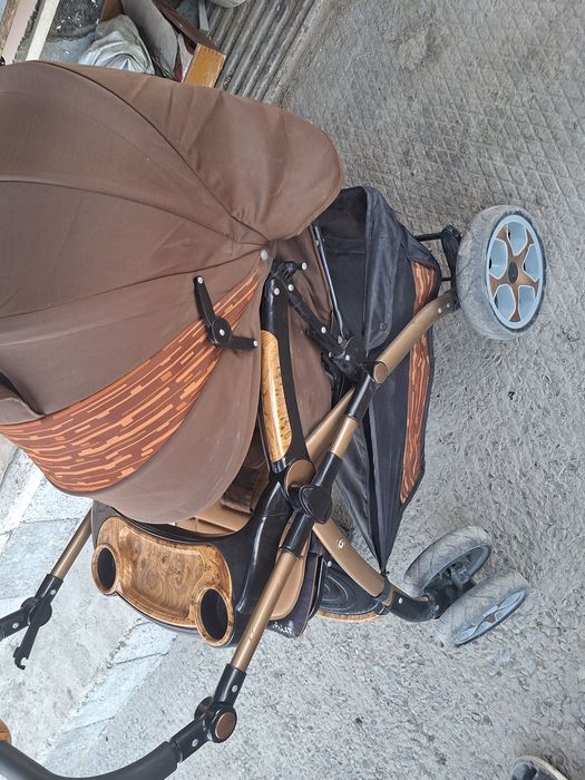 Продам детскую коляску