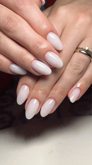 Unghii cu gel si oja semipermanenta