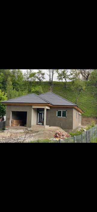 Tencuiala mecanizata clasica pe baza de nisip var si ciment