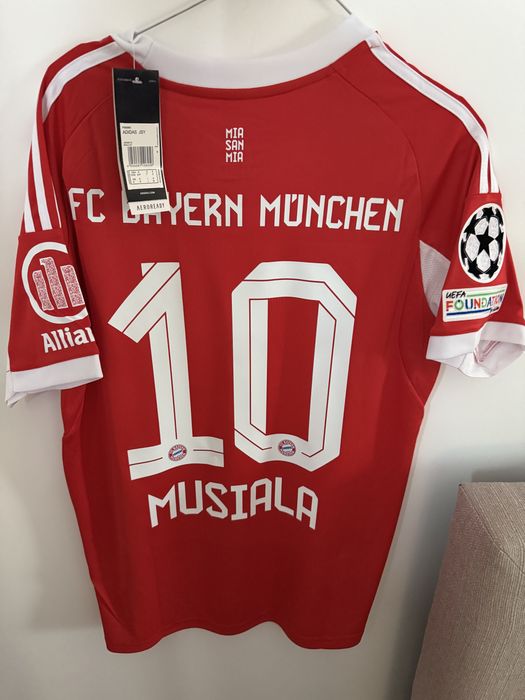 Tricou Bayern Musiala sezonul nou badge ucl
