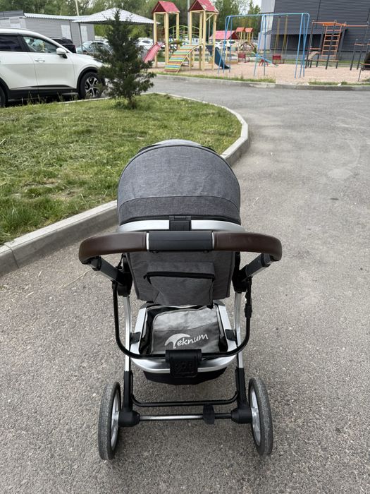 Продается коляска 2 в 1 от Teknum