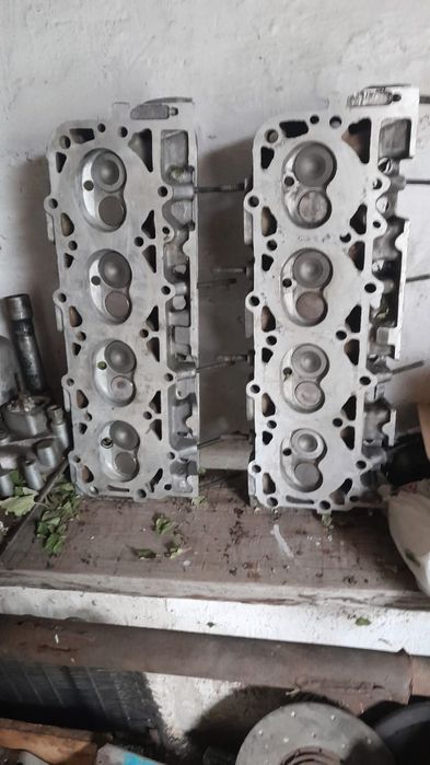 Головка, блок, коленвал сатылады.