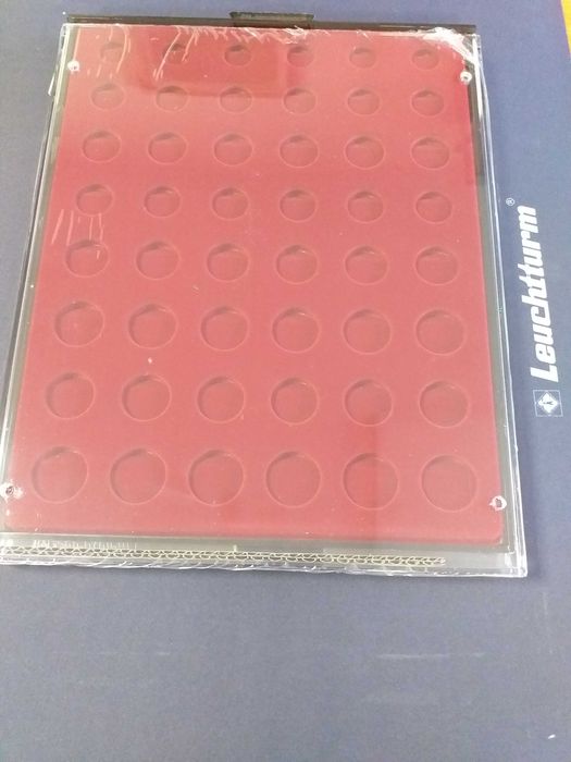 Кутия за 6 комплекта евро монети