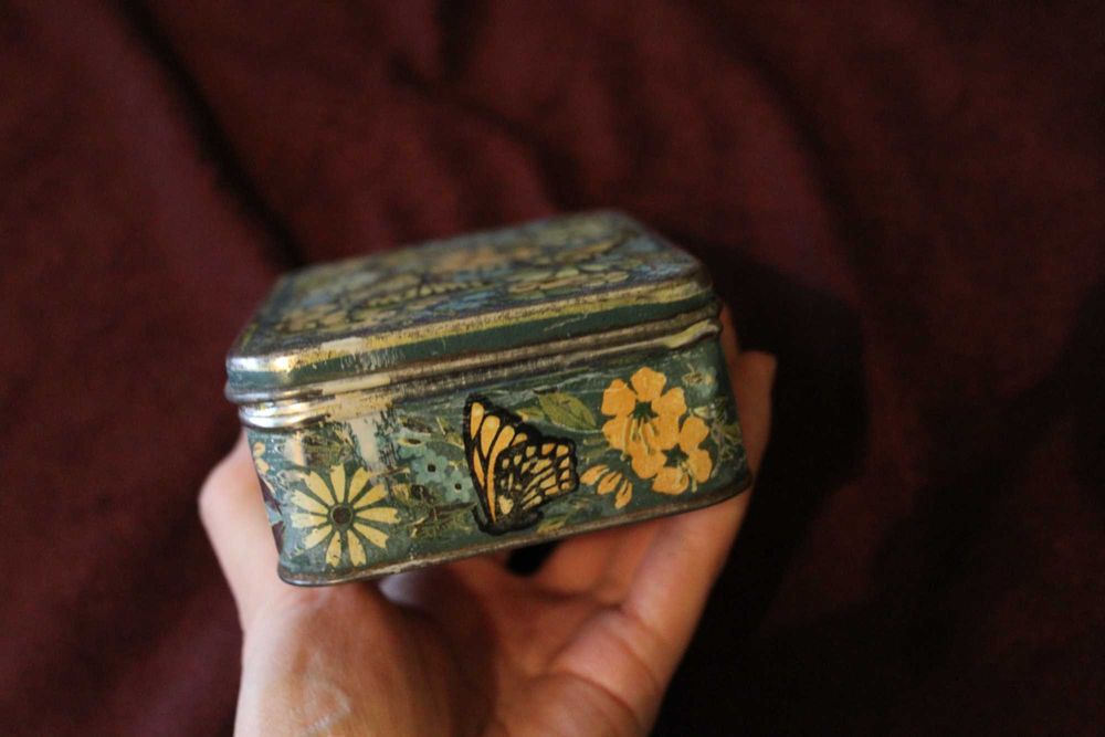 Металлическая шкатулка бабочки СССР