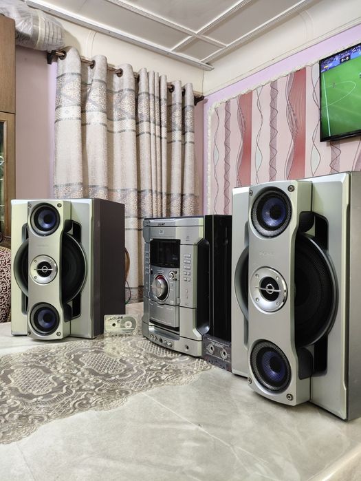 Orginal SONY 4600 watt bass bomba